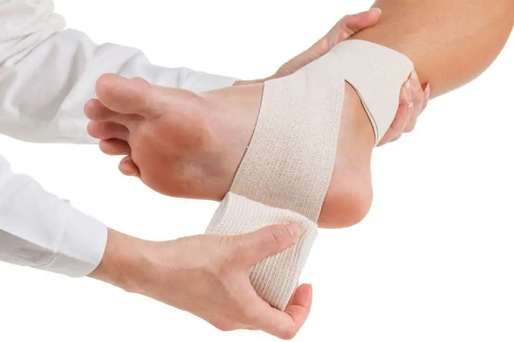 Elastic bandaging for orthopedic and sports injuries prevention and rehabilitation: A systematic review